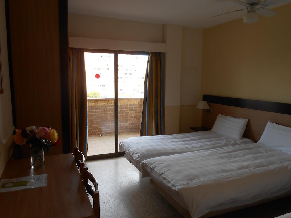 Hotel Marbella Rosas Exteriör bild